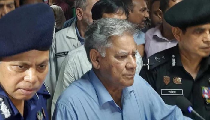 চাটুকারিতা করলে মিডিয়া বন্ধ করে দেওয়া হবে চাটুকারিতা করলে মিডিয়া বন্ধ করে দেওয়া হবে
