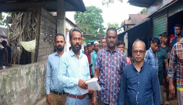 লাউড়েরগড়ে তিন প্রতিষ্ঠানকে জরিমানা লাউড়েরগড়ে তিন প্রতিষ্ঠানকে জরিমানা