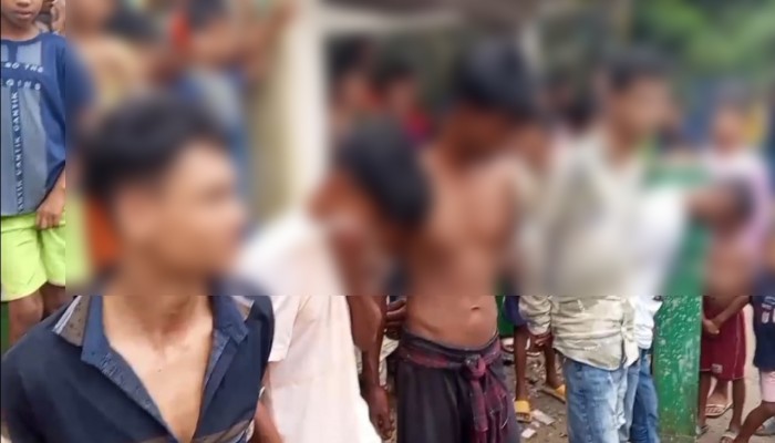 চুরির অপবাদ দিয়ে ৫ যুবককে পিলারে বেঁধে নির্যাতন চুরির অপবাদ দিয়ে ৫ যুবককে পিলারে বেঁধে নির্যাতন