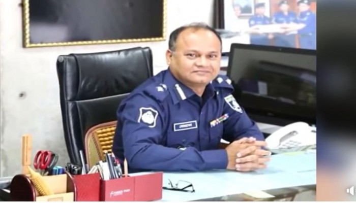 ডিআইজি মোজাম্মেল হকের কেনা পাহাড়-টিলা দখলে তৎপরতা ডিআইজি মোজাম্মেল হকের কেনা পাহাড়-টিলা দখলে তৎপরতা