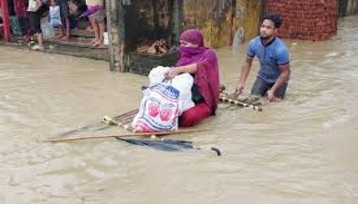 কক্সবাজারে অর্ধলক্ষাধিক মানুষ পানিবন্দি, মৃতের সংখ্যা বেড়ে ৯ কক্সবাজারে অর্ধলক্ষাধিক মানুষ পানিবন্দি, মৃতের সংখ্যা বেড়ে ৯