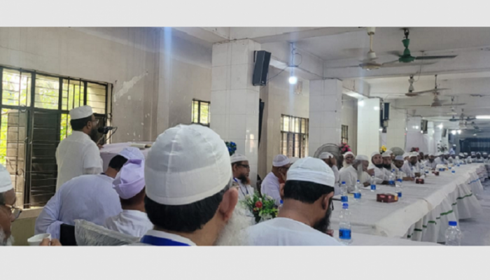 নতুন সংবিধানে ইসলামবিরোধী কিছু থাকতে পারবে না: শীর্ষ আলেমরা নতুন সংবিধানে ইসলামবিরোধী কিছু থাকতে পারবে না: শীর্ষ আলেমরা