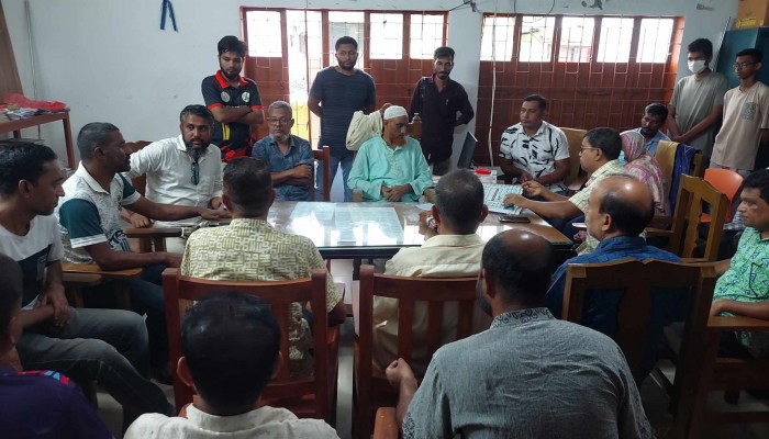 দুই ছাত্রকে মারধর, অভিযুক্ত ৪ জনকে বহিষ্কারের সিদ্ধান্ত দুই ছাত্রকে মারধর, অভিযুক্ত ৪ জনকে বহিষ্কারের সিদ্ধান্ত