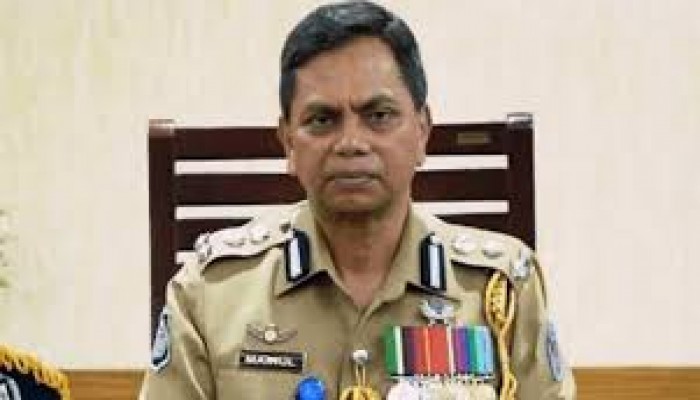 দুর্গাপূজায় নিরাপত্তার ঝুঁকি নেই, নিশ্চিন্তে উৎসব করুন : আইজিপি দুর্গাপূজায় নিরাপত্তার ঝুঁকি নেই, নিশ্চিন্তে উৎসব করুন : আইজিপি