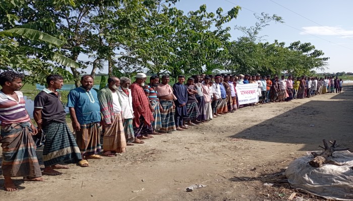 জামালগঞ্জে মিথ্যা মামলা ও হয়রানির অভিযোগে এলাকাবাসীর মানববন্ধন জামালগঞ্জে মিথ্যা মামলা ও হয়রানির অভিযোগে এলাকাবাসীর মানববন্ধন