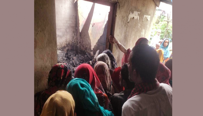 আগুনে নিভে গেল ৬ প্রাণ আগুনে নিভে গেল ৬ প্রাণ