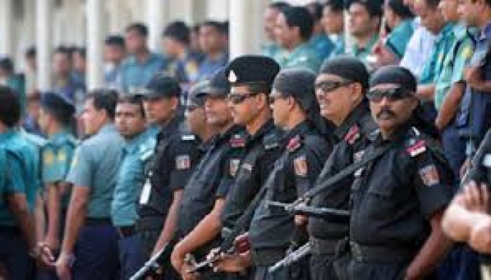 যৌথ অভিযানে ২৯৭ অস্ত্র উদ্ধার, গ্রেফতার ১৪৮ যৌথ অভিযানে ২৯৭ অস্ত্র উদ্ধার, গ্রেফতার ১৪৮