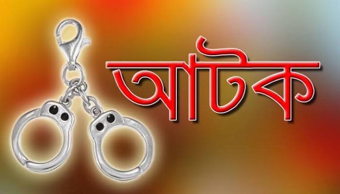 ২৫ লাখ টাকার ভারতীয় আপেল জব্দ ২৫ লাখ টাকার ভারতীয় আপেল জব্দ