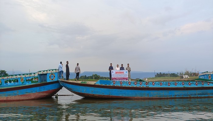 ধোপাজানে বালু-পাথর লুট ঠেকাতে বাল্কহেড দিয়ে ব্লক ধোপাজানে বালু-পাথর লুট ঠেকাতে বাল্কহেড দিয়ে ব্লক