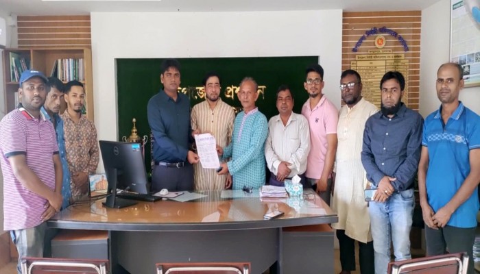 প্রশাসনের সাথে জগন্নাথপুর প্রেসক্লাব নেতৃবৃন্দের মতবিনিময় প্রশাসনের সাথে জগন্নাথপুর প্রেসক্লাব নেতৃবৃন্দের মতবিনিময়