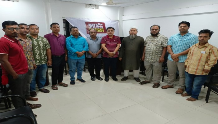 সুনামকণ্ঠ সাহিত্য পরিষদের আড্ডা অনুষ্ঠিত সুনামকণ্ঠ সাহিত্য পরিষদের আড্ডা অনুষ্ঠিত