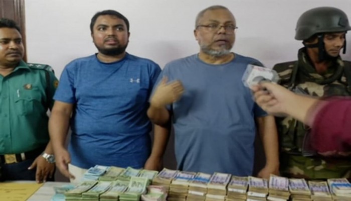 বাসায় মিললো কোটি টাকা, ছেলেসহ গ্রেফতার সাবেক অতিরিক্ত সচিব বাসায় মিললো কোটি টাকা, ছেলেসহ গ্রেফতার সাবেক অতিরিক্ত সচিব