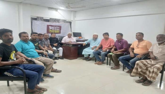 সুনামকণ্ঠ সাহিত্য পরিষদের আড্ডা অনুষ্ঠিত সুনামকণ্ঠ সাহিত্য পরিষদের আড্ডা অনুষ্ঠিত