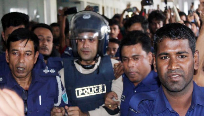 দুই দিনের রিমান্ডে ব্যারিস্টার সুমন দুই দিনের রিমান্ডে ব্যারিস্টার সুমন