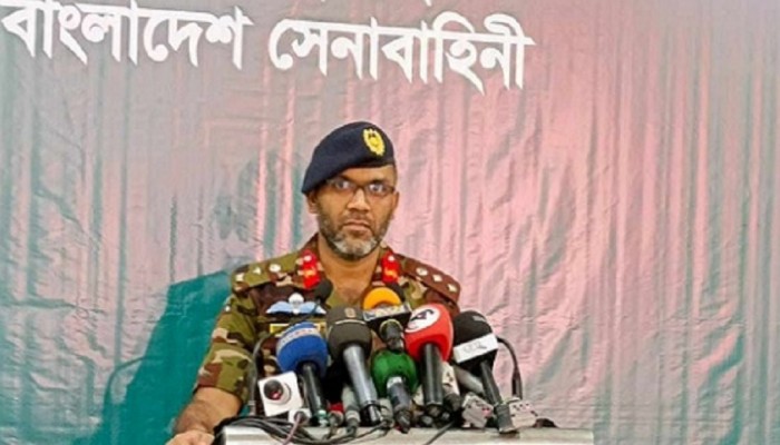 অরাজকতা প্রতিরোধে কাজ করে যাচ্ছে সেনাবাহিনী : কর্নেল ইন্তেখাব হায়দার খান অরাজকতা প্রতিরোধে কাজ করে যাচ্ছে সেনাবাহিনী : কর্নেল ইন্তেখাব হায়দার খান