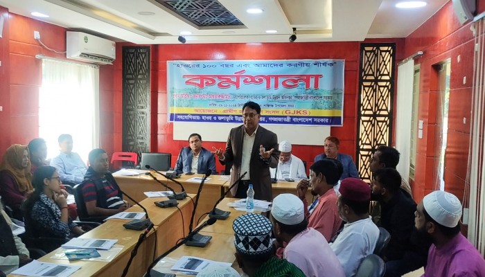 জলমহাল লিজের নামে হাওরের মৎস্য ভান্ডার লুট করা হচ্ছে জলমহাল লিজের নামে হাওরের মৎস্য ভান্ডার লুট করা হচ্ছে