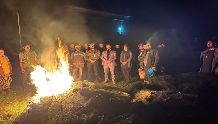 টাঙ্গুয়ার হাওরে অবৈধ জাল জব্দ, আটক ৫ টাঙ্গুয়ার হাওরে অবৈধ জাল জব্দ, আটক ৫