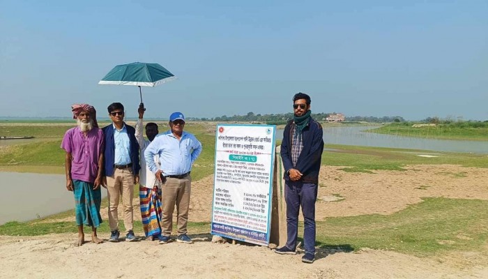 প্রকল্প কাজের সাইনবোর্ডে মূল্য সংযোজন কর ও আয়কর কর্তনের বিষয় উল্লেখ রাখার দাবি প্রকল্প কাজের সাইনবোর্ডে মূল্য সংযোজন কর ও আয়কর কর্তনের বিষয় উল্লেখ রাখার দাবি