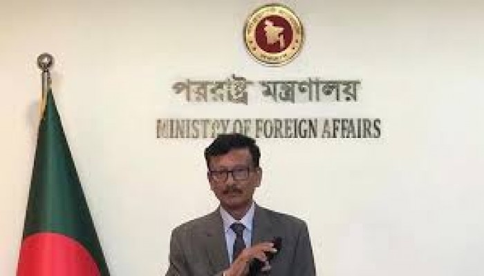 সম্পর্ক ভালো চেয়ে ভারতকে স্পষ্ট বার্তা দিয়েছি, তবে সমান স্বার্থে : পররাষ্ট্র উপদেষ্টা সম্পর্ক ভালো চেয়ে ভারতকে স্পষ্ট বার্তা দিয়েছি, তবে সমান স্বার্থে : পররাষ্ট্র উপদেষ্টা