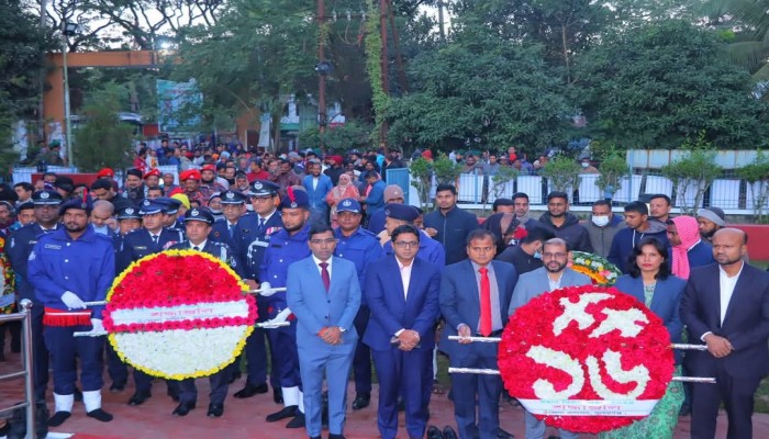 মহান বিজয় দিবস উদযাপিত: নতুন বাংলাদেশ গড়ার প্রত্যয় মহান বিজয় দিবস উদযাপিত: নতুন বাংলাদেশ গড়ার প্রত্যয়