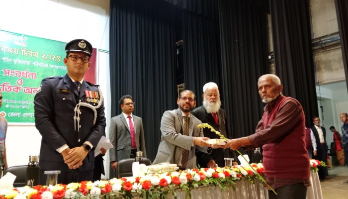 সুনামগঞ্জে মুক্তিযুদ্ধের গৌরবোজ্জ্বল ইতিহাস রয়েছে : জেলা প্রশাসক সুনামগঞ্জে মুক্তিযুদ্ধের গৌরবোজ্জ্বল ইতিহাস রয়েছে : জেলা প্রশাসক