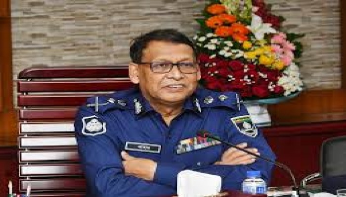 পুলিশের কাছে ‘ম্যাজিক’ নেই, অপরাধ কমাতে ব্যবস্থা নিচ্ছি : আইজিপি পুলিশের কাছে ‘ম্যাজিক’ নেই, অপরাধ কমাতে ব্যবস্থা নিচ্ছি : আইজিপি
