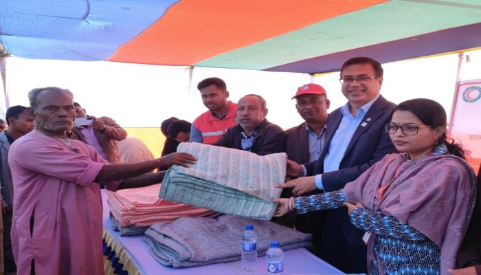 জামালগঞ্জে রেড ক্রিসেন্ট সোসাইটির শীতবস্ত্র বিতরণ জামালগঞ্জে রেড ক্রিসেন্ট সোসাইটির শীতবস্ত্র বিতরণ