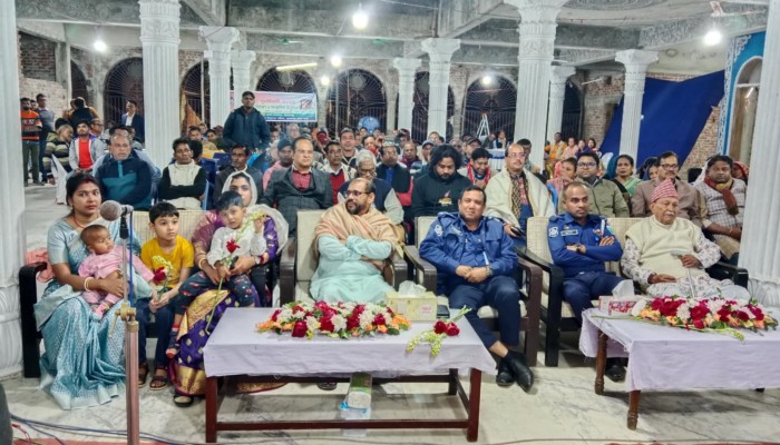 সকলের সহযোগিতায় আমরা দেশের উন্নয়ন করবো : জেলা প্রশাসক সকলের সহযোগিতায় আমরা দেশের উন্নয়ন করবো : জেলা প্রশাসক