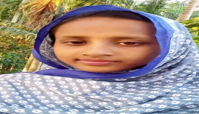 ৬ মাস ধরে নিখোঁজ কলেজ ছাত্রী সন্তানের অপেক্ষায় পরিবার ৬ মাস ধরে নিখোঁজ কলেজ ছাত্রী সন্তানের অপেক্ষায় পরিবার