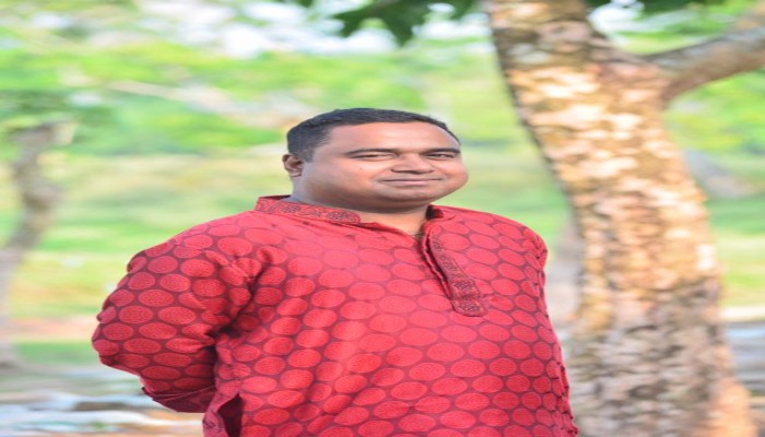 আনোয়ার হোসেন মায়াবী স্মৃতির দর্পণে আনোয়ার হোসেন মায়াবী স্মৃতির দর্পণে