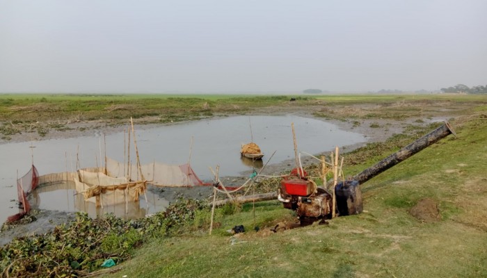 দেড় হাজার একর জমি অনাবাদীর আশঙ্কা দেড় হাজার একর জমি অনাবাদীর আশঙ্কা