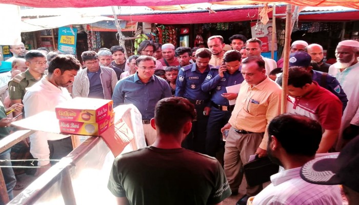 শান্তিগঞ্জে ৫ প্রতিষ্ঠানকে অর্থদন্ড শান্তিগঞ্জে ৫ প্রতিষ্ঠানকে অর্থদন্ড