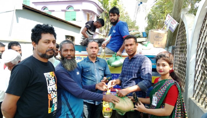 টিসিবি’র পণ্য বিক্রি শুরু টিসিবি’র পণ্য বিক্রি শুরু