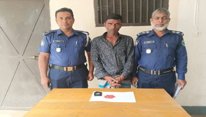 দিরাইয়ে ইয়াবাসহ গ্রেফতার ১ দিরাইয়ে ইয়াবাসহ গ্রেফতার ১