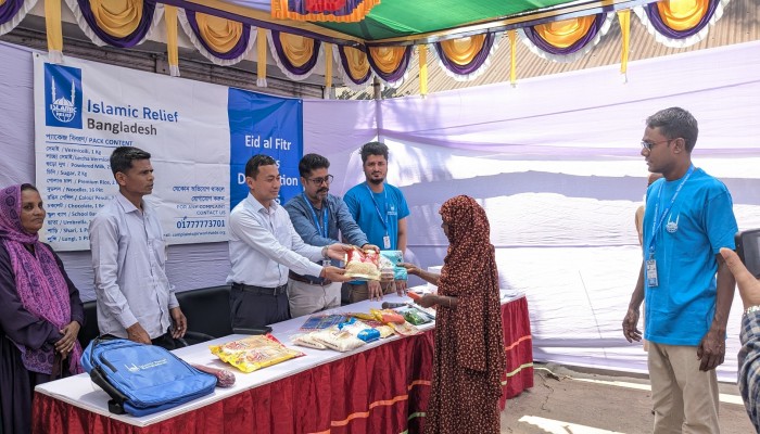 ৩৪৪ দরিদ্র পরিবারকে ঈদ উপহার দিল ইসলামিক রিলিফ বাংলাদেশ ৩৪৪ দরিদ্র পরিবারকে ঈদ উপহার দিল ইসলামিক রিলিফ বাংলাদেশ