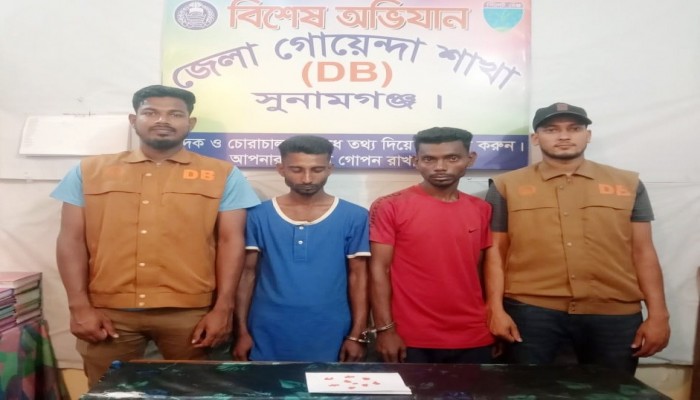 শহরে ইয়াবাসহ দুই মাদক কারবারি গ্রেফতার শহরে ইয়াবাসহ দুই মাদক কারবারি গ্রেফতার