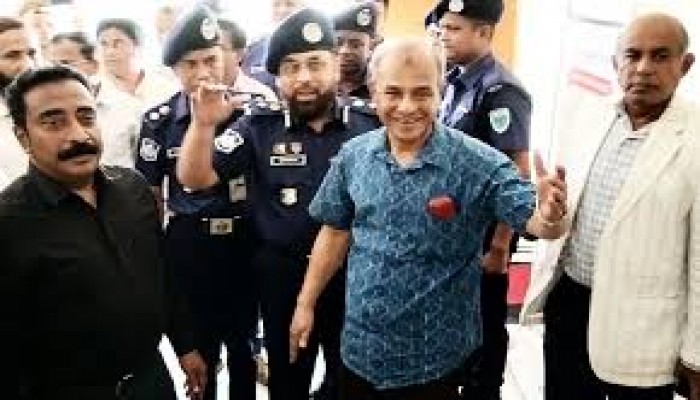 দেশে কোন খাদ্য সংকট হবে না : কৃষি ও স্বরাষ্ট্র উপদেষ্টা দেশে কোন খাদ্য সংকট হবে না : কৃষি ও স্বরাষ্ট্র উপদেষ্টা