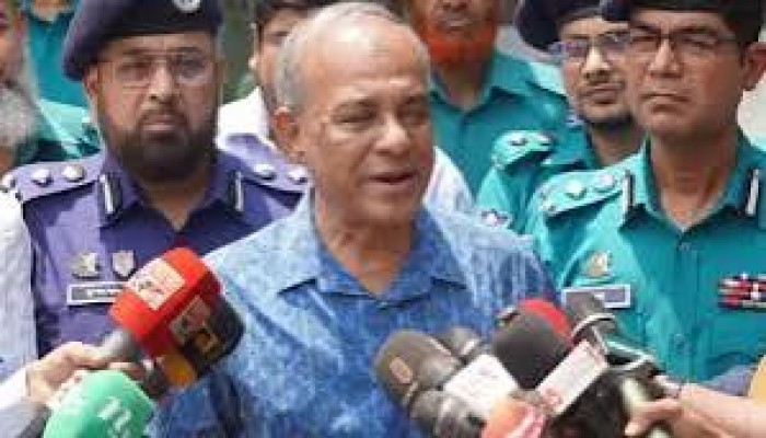 সাধারণ মানুষ চায় এই সরকার আরো ৫ বছর থাকুক : স্বরাষ্ট্র উপদেষ্টা সাধারণ মানুষ চায় এই সরকার আরো ৫ বছর থাকুক : স্বরাষ্ট্র উপদেষ্টা