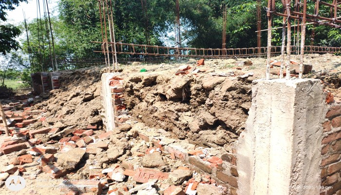 দোয়ারাবাজারে নির্মাণাধীন বসতঘর ভাঙচুর দোয়ারাবাজারে নির্মাণাধীন বসতঘর ভাঙচুর