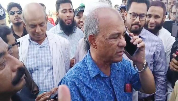 আপনারেই কিন্তু রিপেয়ার করে দিব, নির্বাহী প্রকৌশলীকে স্বরাষ্ট্র উপদেষ্টা আপনারেই কিন্তু রিপেয়ার করে দিব, নির্বাহী প্রকৌশলীকে স্বরাষ্ট্র উপদেষ্টা