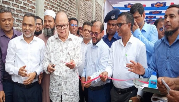 ধান-চাল ক্রয়ে কোনও সিন্ডিকেট থাকবে না : খাদ্য উপদেষ্টা ধান-চাল ক্রয়ে কোনও সিন্ডিকেট থাকবে না : খাদ্য উপদেষ্টা