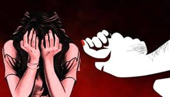 মাদ্রাসা ছাত্রীকে ধর্ষণের অভিযোগে যুবক গ্রেফতার মাদ্রাসা ছাত্রীকে ধর্ষণের অভিযোগে যুবক গ্রেফতার