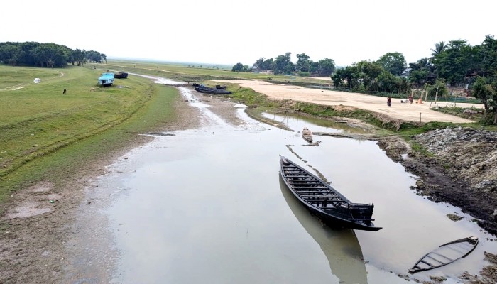 মরে যাচ্ছে কানাইখালী নদী মরে যাচ্ছে কানাইখালী নদী