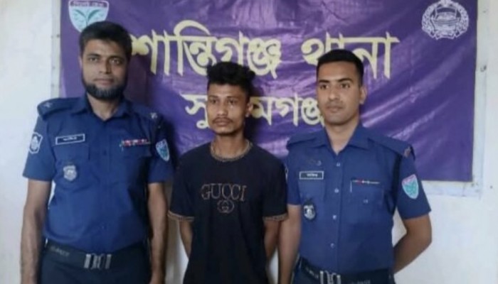 সিএনজি চোর চক্রের সদস্য গ্রেফতার সিএনজি চোর চক্রের সদস্য গ্রেফতার