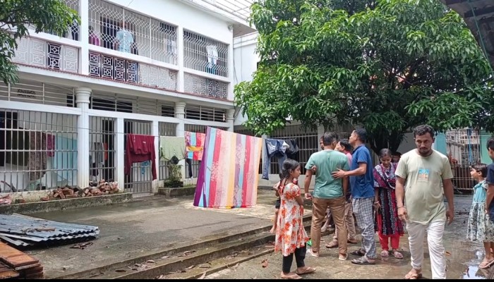আ.লীগ নেতার বাসা থেকে গৃহকর্মীর লাশ উদ্ধার আ.লীগ নেতার বাসা থেকে গৃহকর্মীর লাশ উদ্ধার