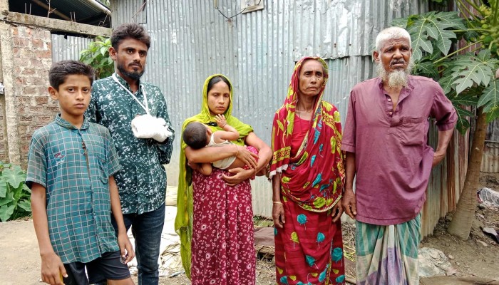 জামাগঞ্জে ভূমি সংক্রান্ত বিরোধের জের প্রভাবশালীর দাপটে অসহায় কৃষক পরিবার জামাগঞ্জে ভূমি সংক্রান্ত বিরোধের জের প্রভাবশালীর দাপটে অসহায় কৃষক পরিবার