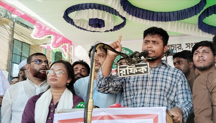 রাজা যায় রাজা আসে কিন্তু সুনামগঞ্জবাসীর ভাগ্য পরিবর্তন হয় না : হাসনাত আবদুল্লাহ রাজা যায় রাজা আসে কিন্তু সুনামগঞ্জবাসীর ভাগ্য পরিবর্তন হয় না : হাসনাত আবদুল্লাহ