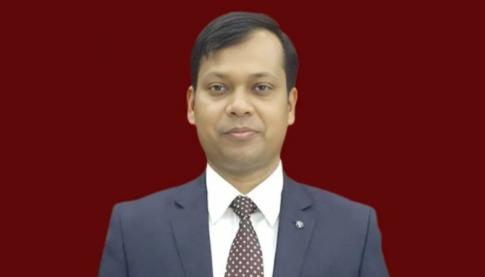 সিলেটের ডিসি হলেন ‘আলোচিত ম্যাজিস্ট্রেট’ সারওয়ার আলম সিলেটের ডিসি হলেন ‘আলোচিত ম্যাজিস্ট্রেট’ সারওয়ার আলম
