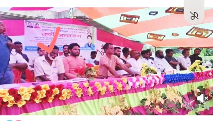 জামালগঞ্জে যুবদলের কর্মী সমাবেশে কৃষক লীগ নেতা! জামালগঞ্জে যুবদলের কর্মী সমাবেশে কৃষক লীগ নেতা!