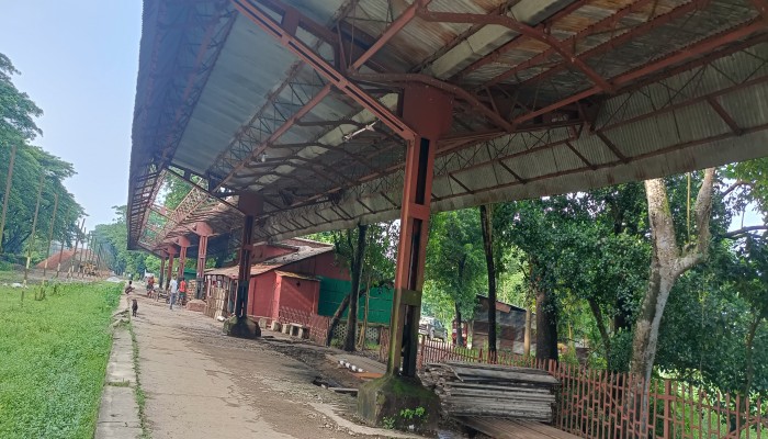 ছাতক-সিলেট রেলপথ সংস্কারে ধীরগতি